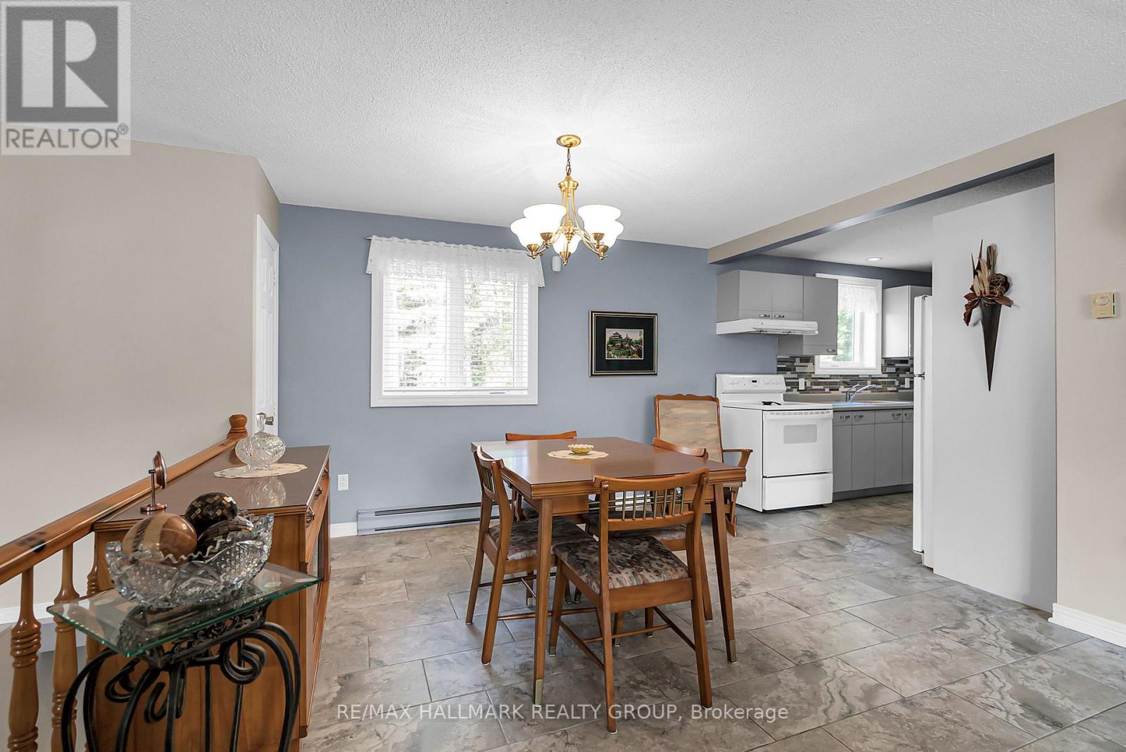 656 Ch Station Road, Alfred And Plantagenet, Ontario K0B 1A0 - Photo 8 - X12994602