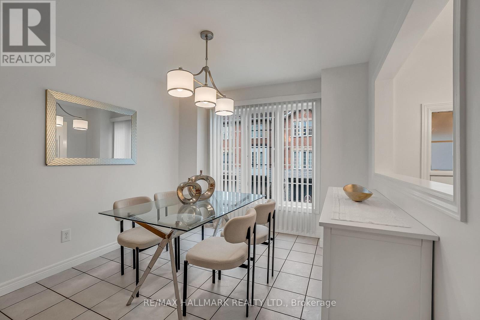 8 Tollgate Mews, Toronto, Ontario  M1M 3X5 - Photo 11 - E12994578