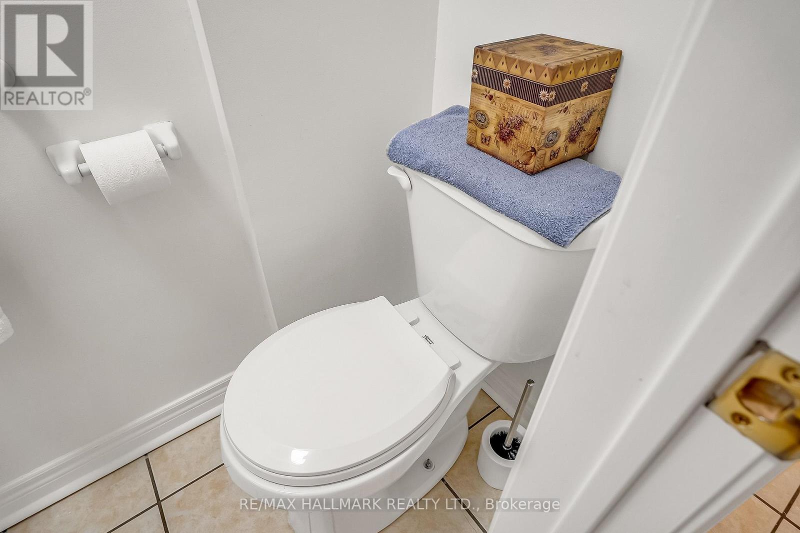 8 Tollgate Mews, Toronto, Ontario  M1M 3X5 - Photo 45 - E12994578