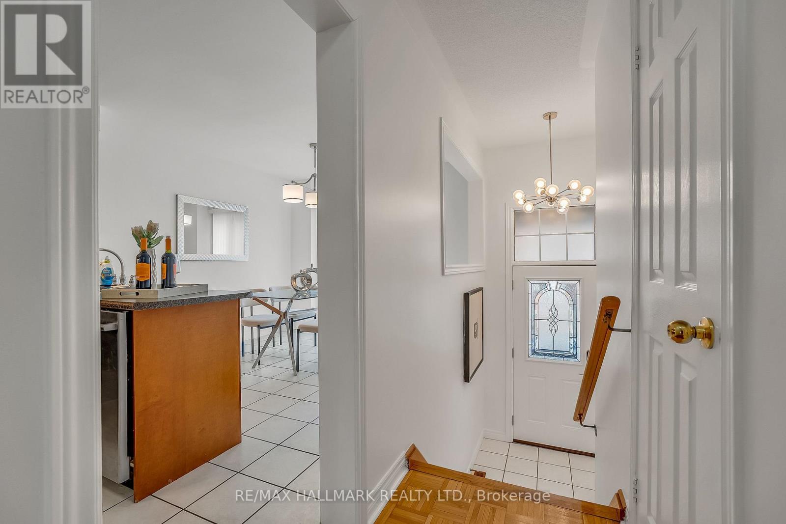 8 Tollgate Mews, Toronto, Ontario  M1M 3X5 - Photo 5 - E12994578