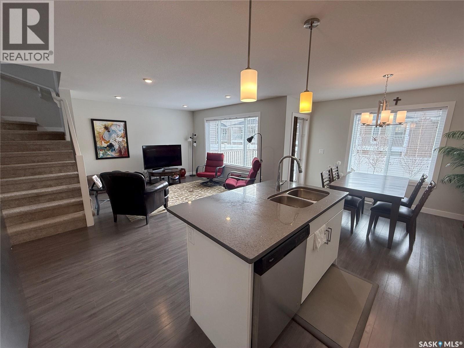 1061 Kolynchuk Crescent, Saskatoon, Saskatchewan  S7T 0V7 - Photo 13 - SK032743