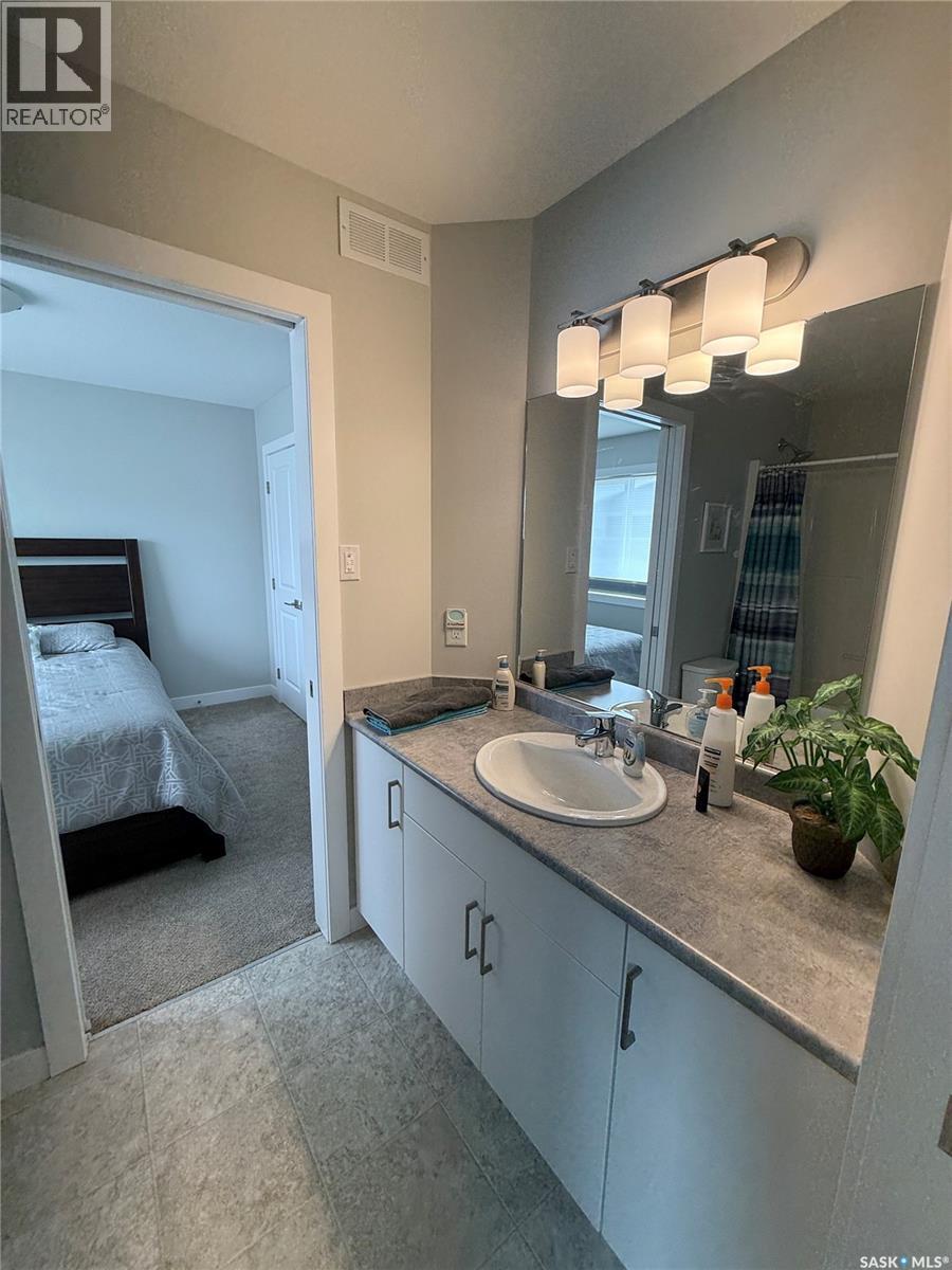 1061 Kolynchuk Crescent, Saskatoon, Saskatchewan  S7T 0V7 - Photo 29 - SK032743