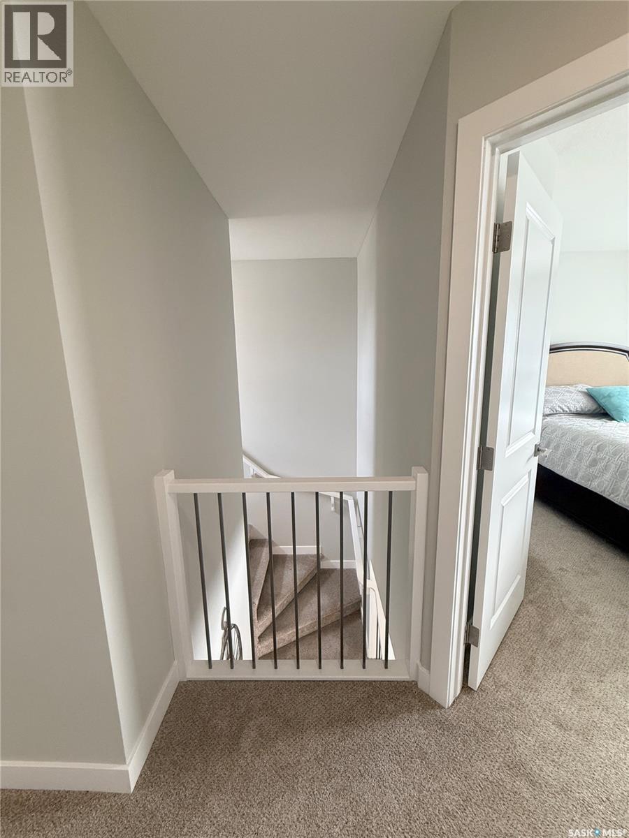 1061 Kolynchuk Crescent, Saskatoon, Saskatchewan  S7T 0V7 - Photo 32 - SK032743