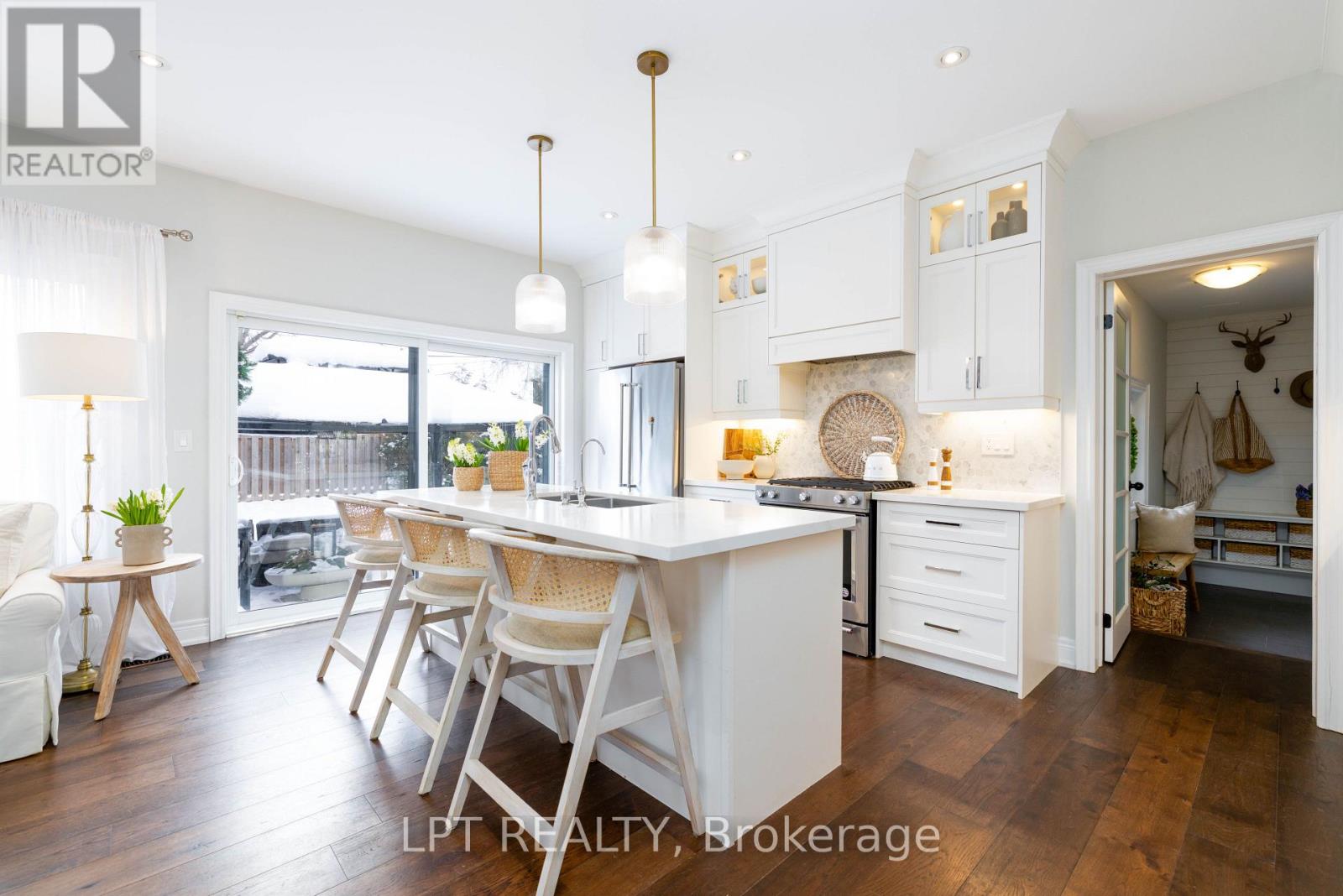 258 Andrew Street, Newmarket, Ontario  L3Y 1H2 - Photo 11 - N12994484