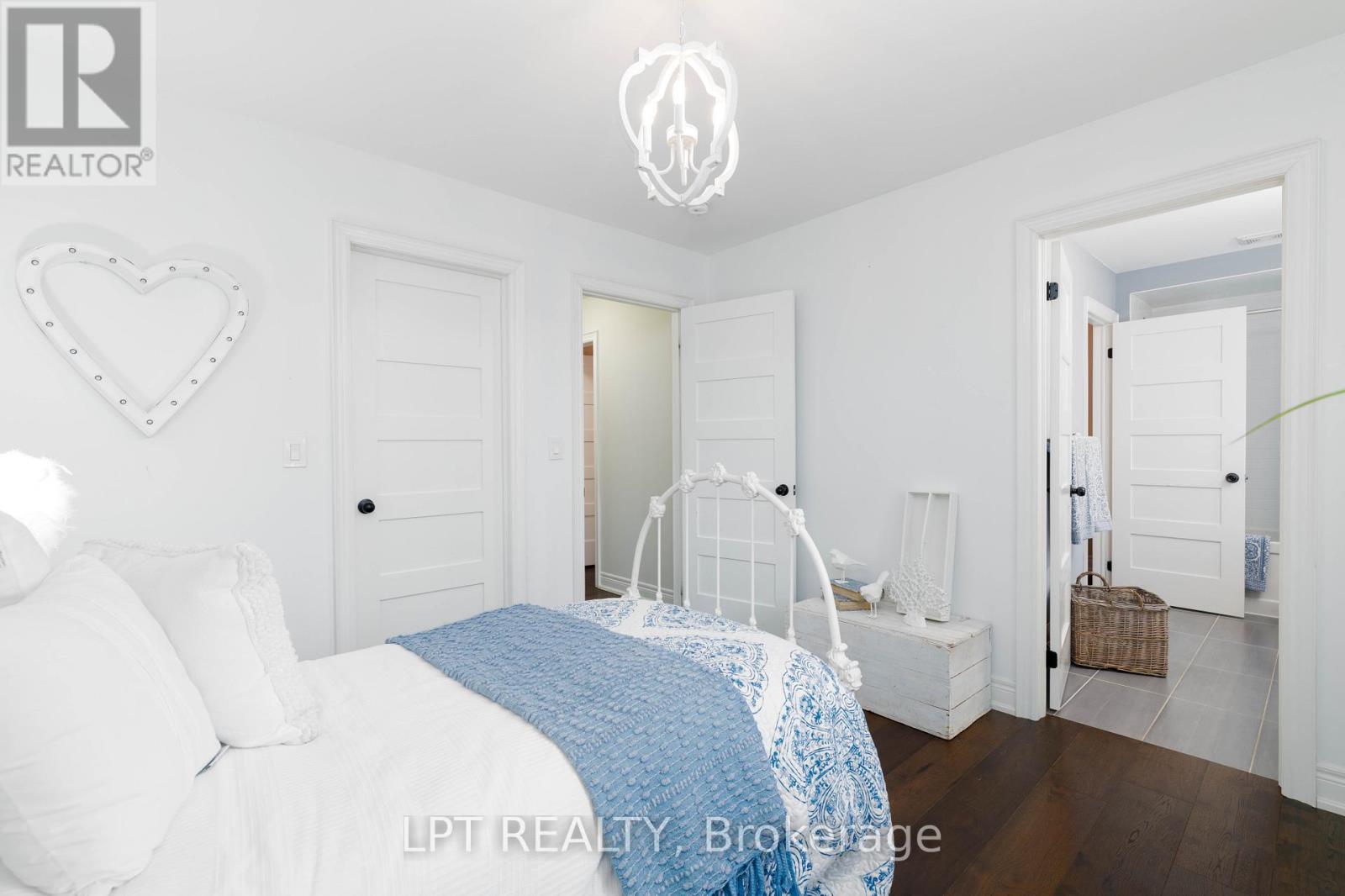 258 Andrew Street, Newmarket, Ontario  L3Y 1H2 - Photo 29 - N12994484