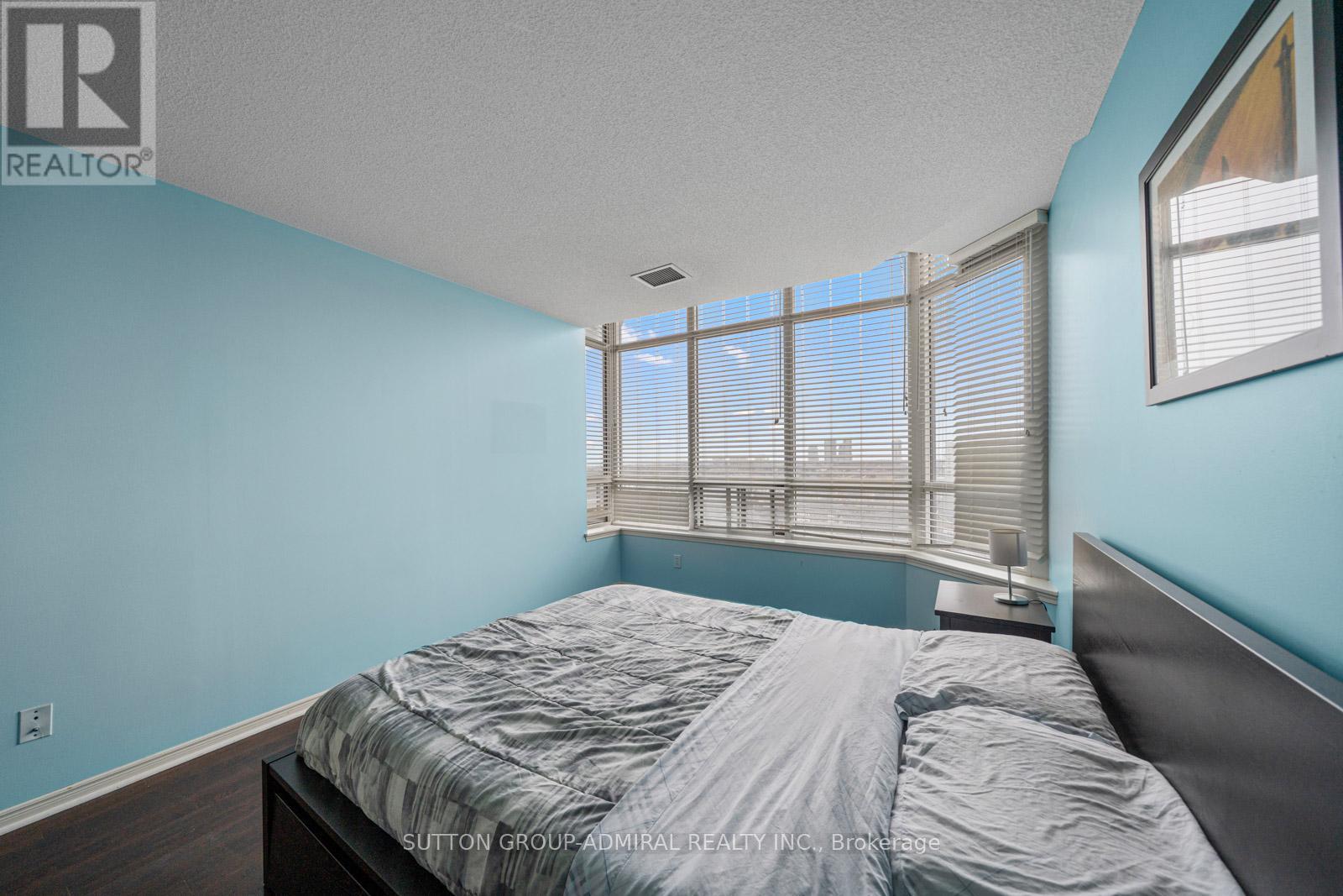 1103 - 81 Townsgate Drive, Vaughan, Ontario  L4J 8E6 - Photo 19 - N12994488