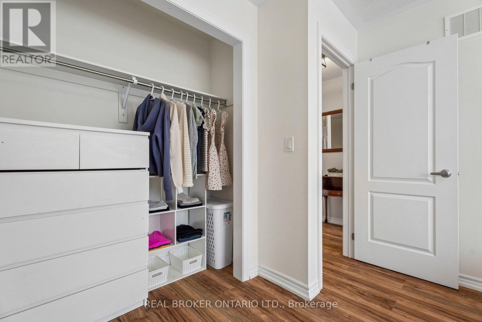 105 Alvin Pegg Drive, East Gwillimbury, Ontario  L9N 0R7 - Photo 31 - N12994538