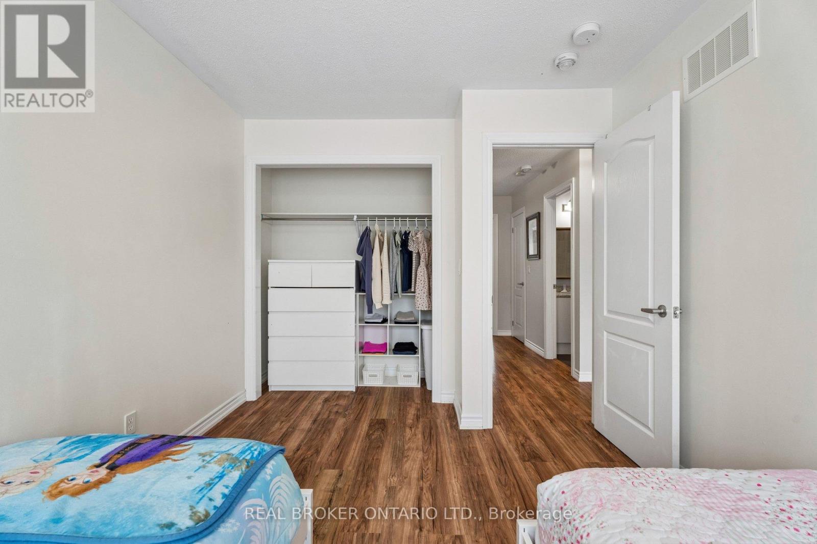 105 Alvin Pegg Drive, East Gwillimbury, Ontario  L9N 0R7 - Photo 32 - N12994538