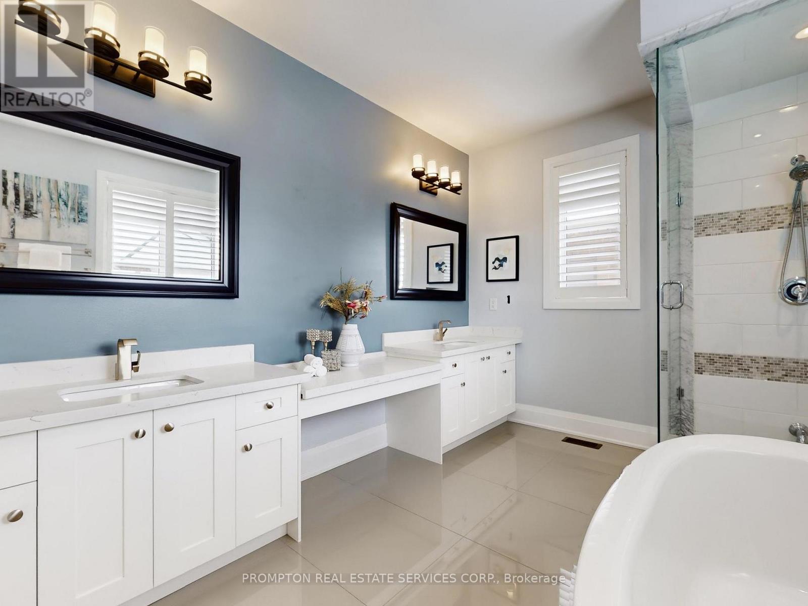 39 Giardina Crescent, Richmond Hill, Ontario  L4B 0G1 - Photo 27 - N12994584