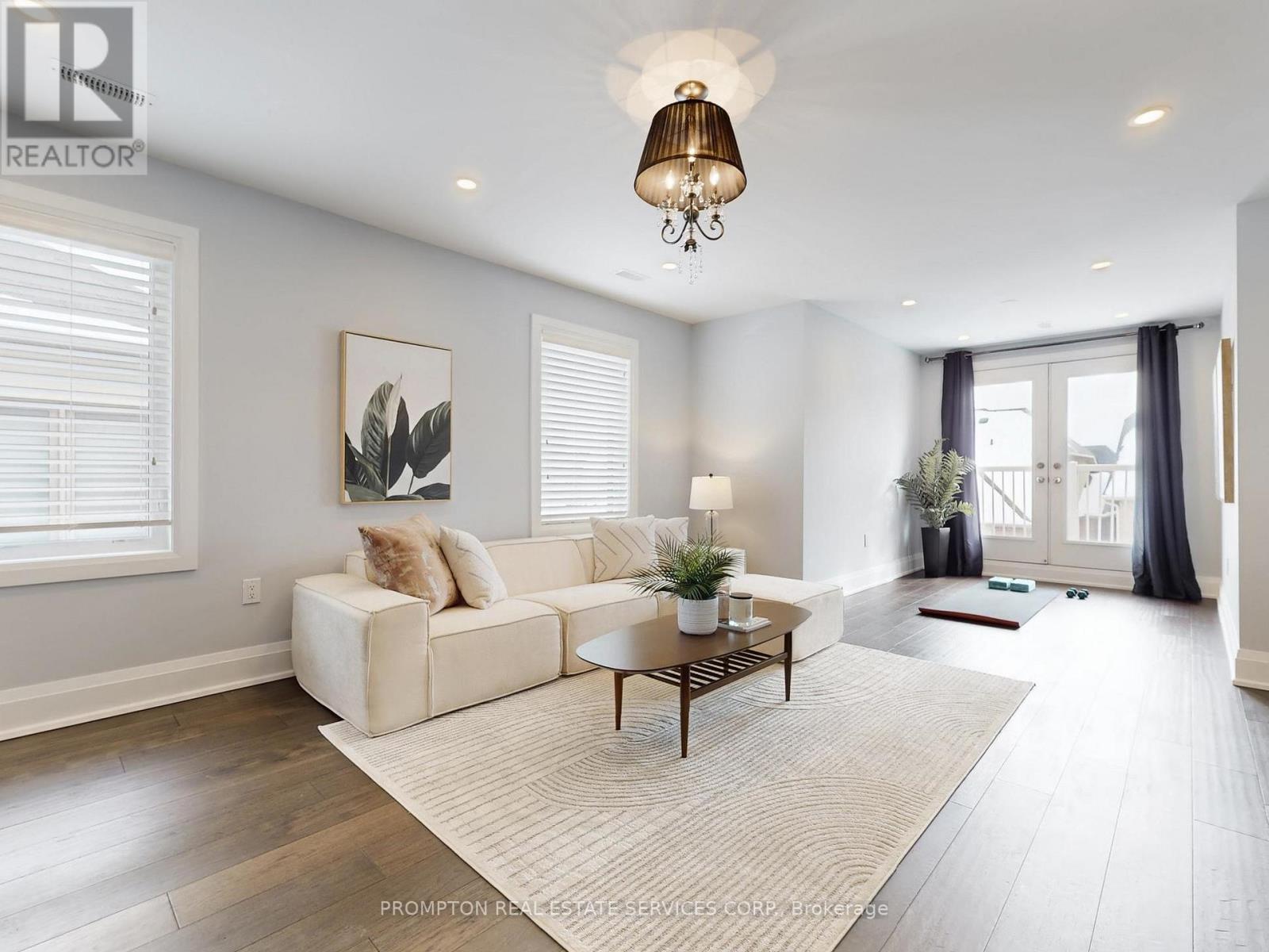 39 Giardina Crescent, Richmond Hill, Ontario  L4B 0G1 - Photo 37 - N12994584