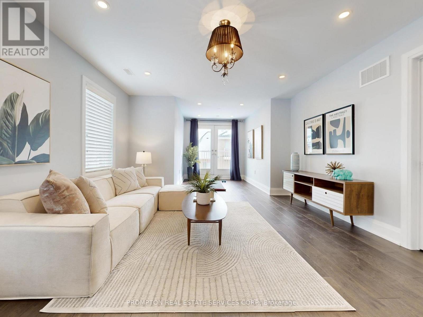 39 Giardina Crescent, Richmond Hill, Ontario  L4B 0G1 - Photo 38 - N12994584