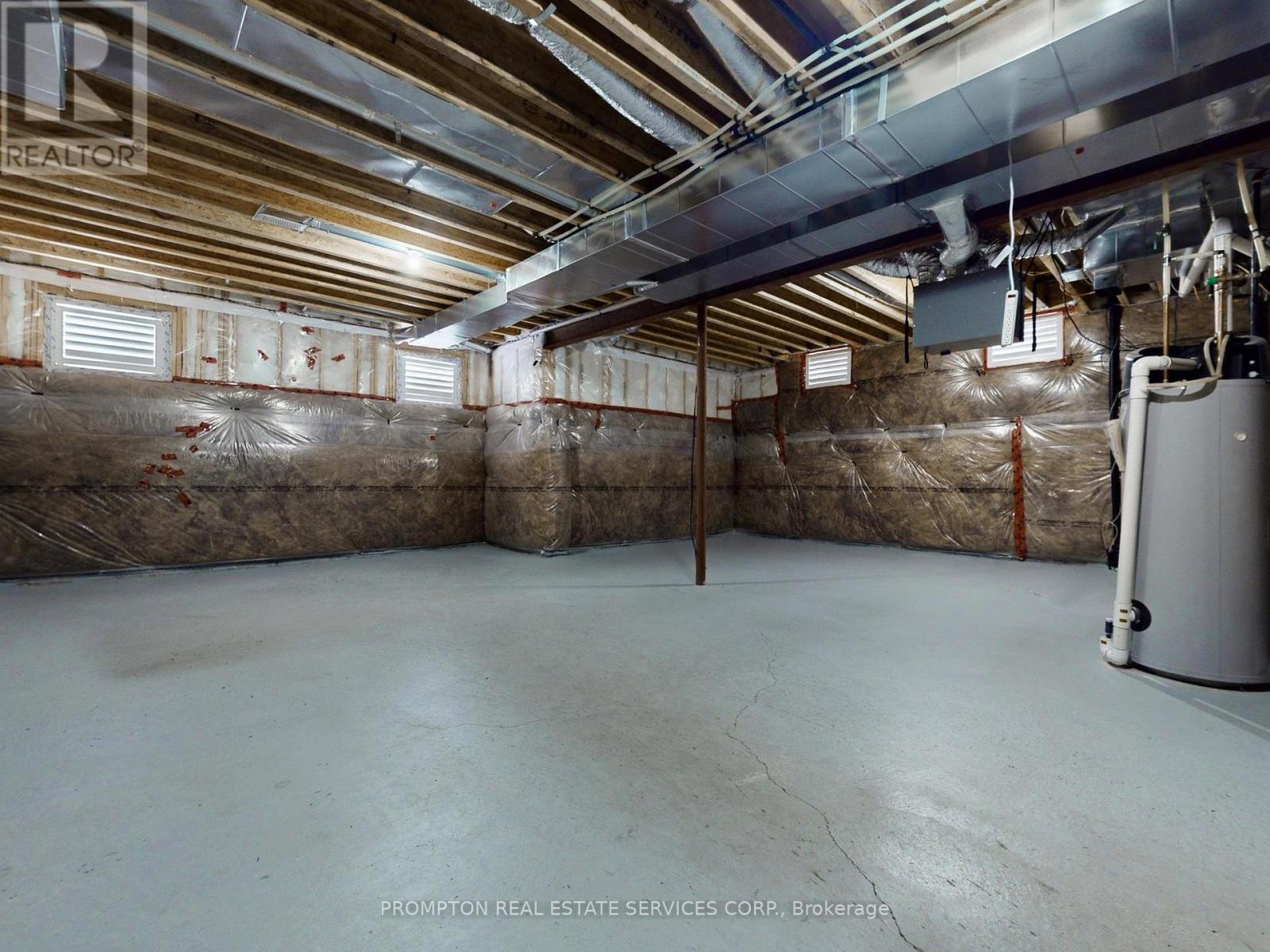 39 Giardina Crescent, Richmond Hill, Ontario  L4B 0G1 - Photo 47 - N12994584