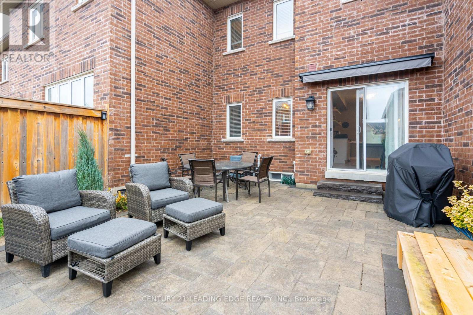 26 Trumpet Street, Whitchurch-Stouffville, Ontario  L4A 0N8 - Photo 29 - N12994596