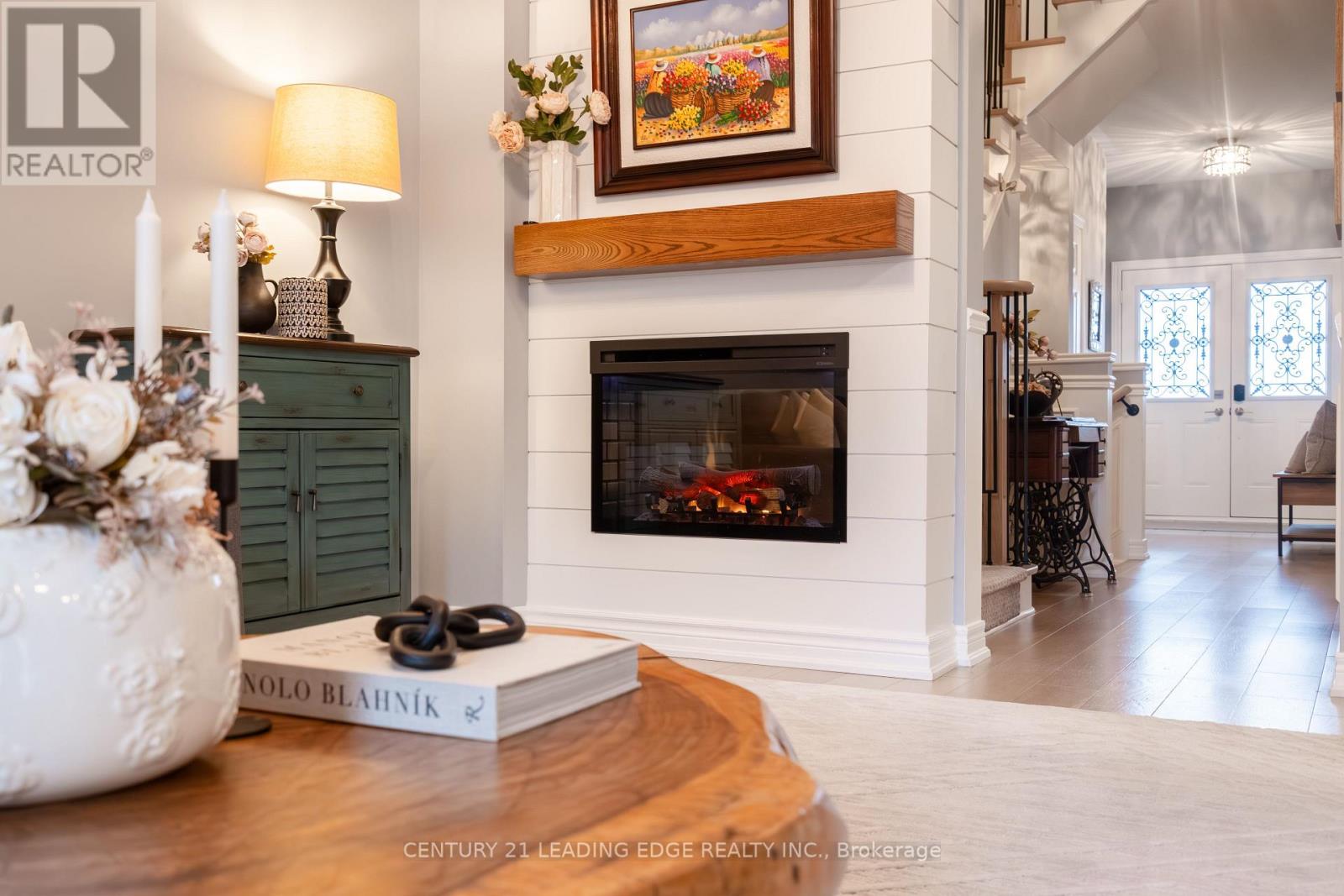 26 Trumpet Street, Whitchurch-Stouffville, Ontario  L4A 0N8 - Photo 5 - N12994596