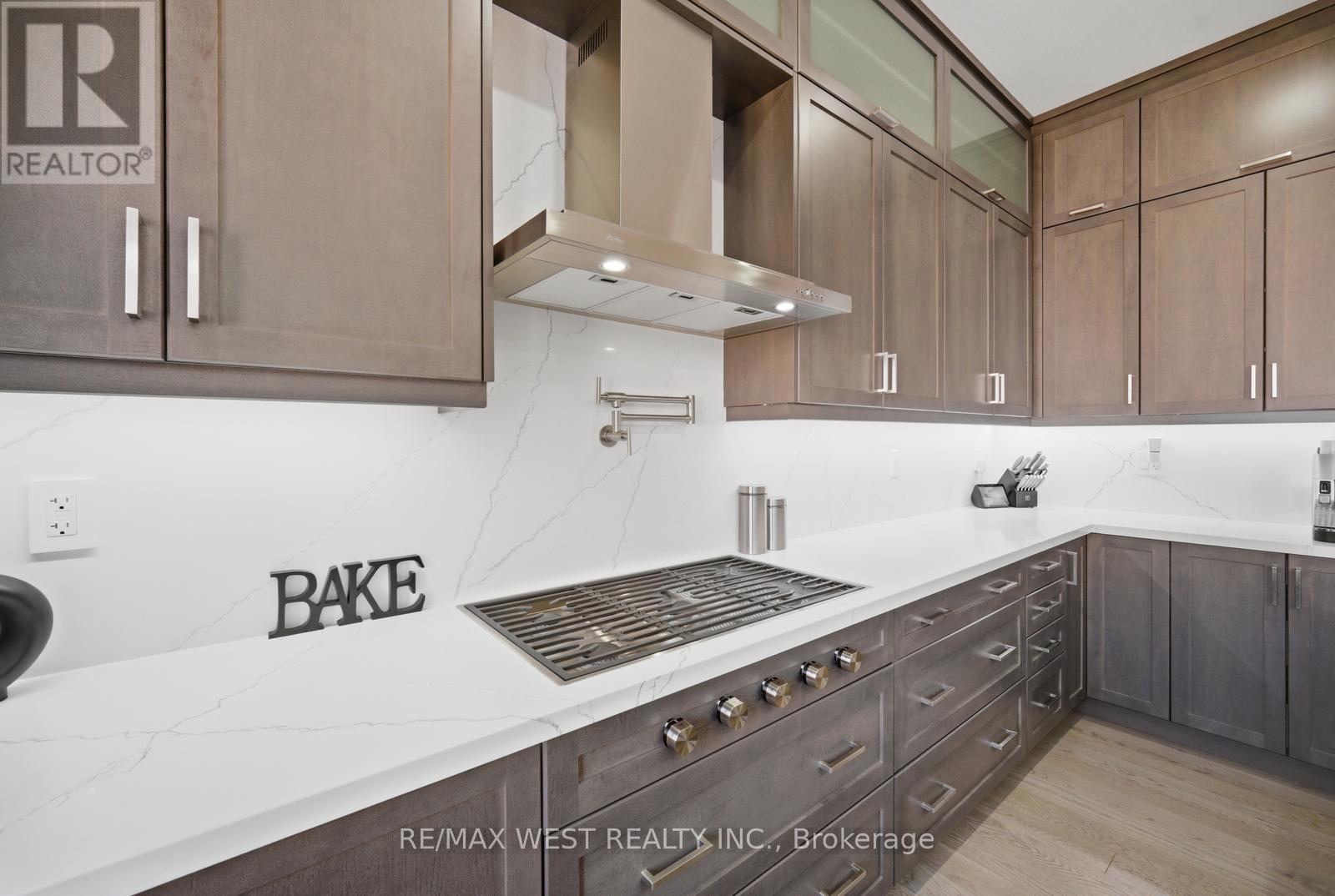 99 Coldwell Bay Circle, Vaughan, Ontario  L4H 5E9 - Photo 15 - N12994604