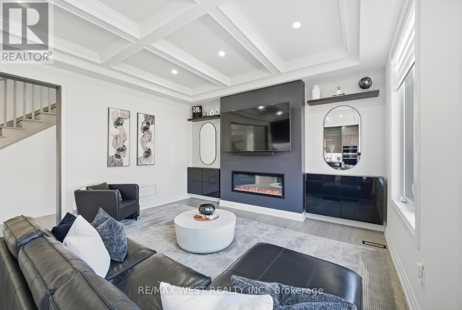 99 Coldwell Bay Circle, Vaughan, Ontario  L4H 5E9 - Photo 19 - N12994604