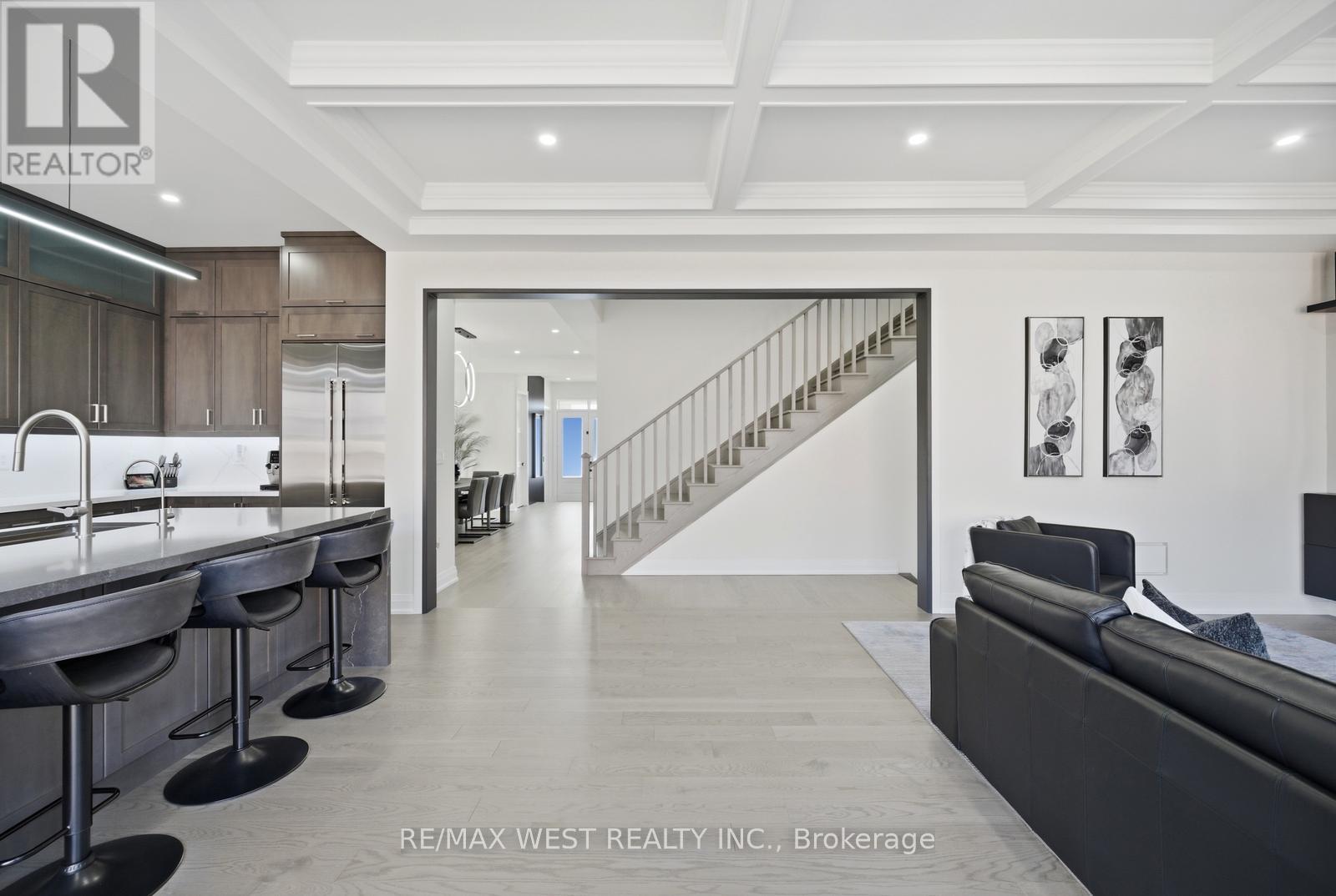 99 Coldwell Bay Circle, Vaughan, Ontario  L4H 5E9 - Photo 21 - N12994604