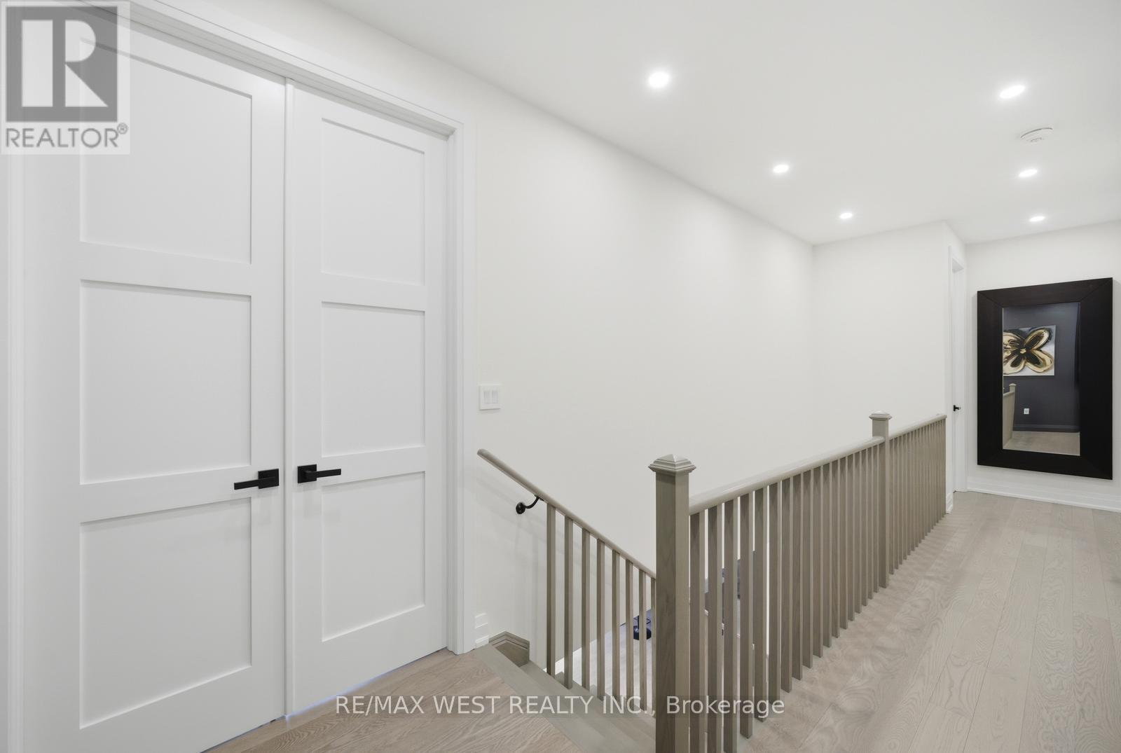 99 Coldwell Bay Circle, Vaughan, Ontario  L4H 5E9 - Photo 23 - N12994604