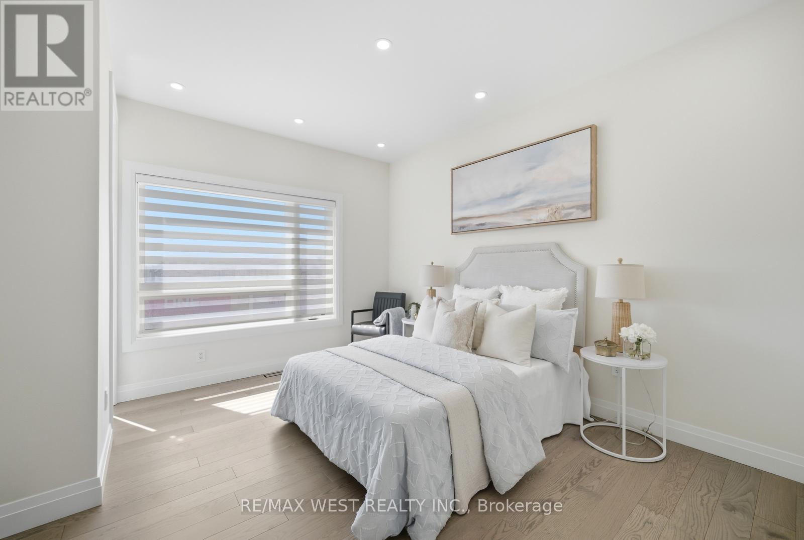 99 Coldwell Bay Circle, Vaughan, Ontario  L4H 5E9 - Photo 31 - N12994604