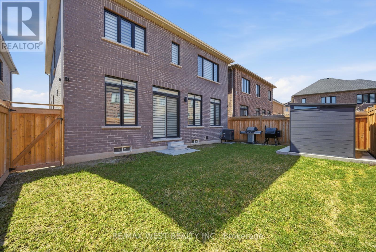 99 Coldwell Bay Circle, Vaughan, Ontario  L4H 5E9 - Photo 43 - N12994604