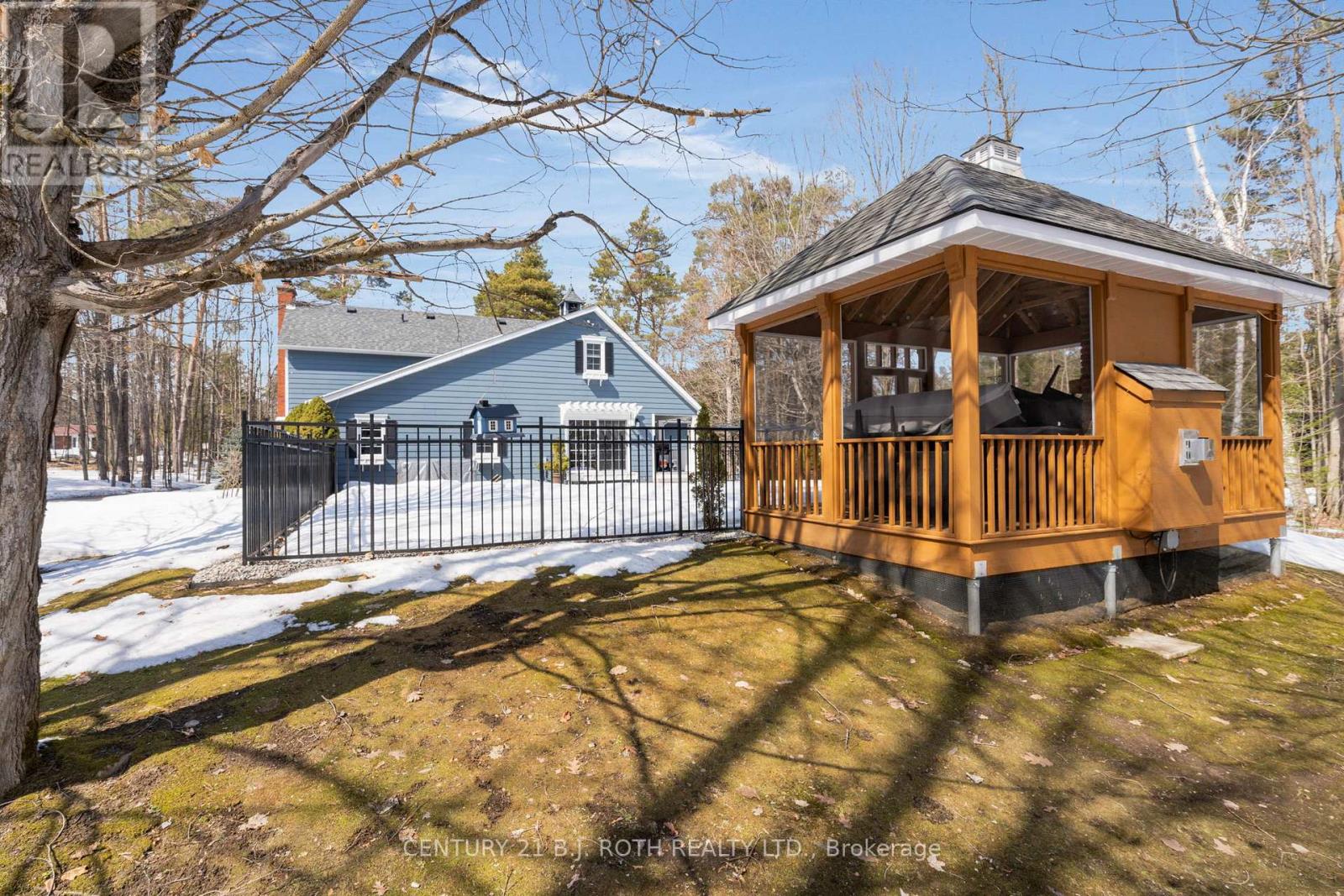 1897 Marchmont Road, Severn (Marchmont), Ontario  L3V 6H2 - Photo 44 - S12994472