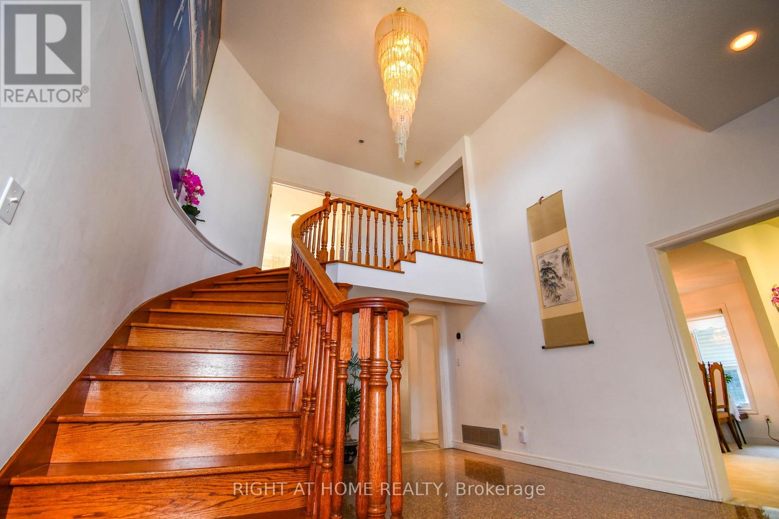 11 Thackeray Crescent, Barrie (Letitia Heights), Ontario  L4N 6J6 - Photo 16 - S12994540