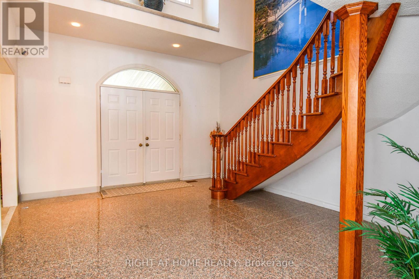 11 Thackeray Crescent, Barrie (Letitia Heights), Ontario  L4N 6J6 - Photo 17 - S12994540