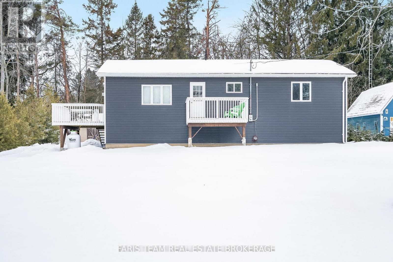 3554 John Street, Ramara, Ontario  L0K 1B0 - Photo 3 - S12994574