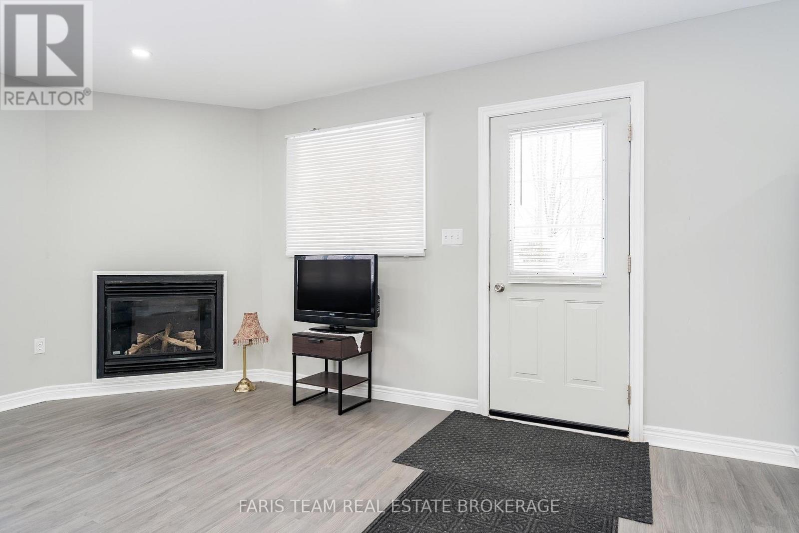 3554 John Street, Ramara, Ontario  L0K 1B0 - Photo 6 - S12994574