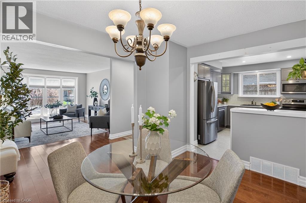 2348 Greenbank Trail, Burlington, Ontario  L7P 3S8 - Photo 5 - 40819165