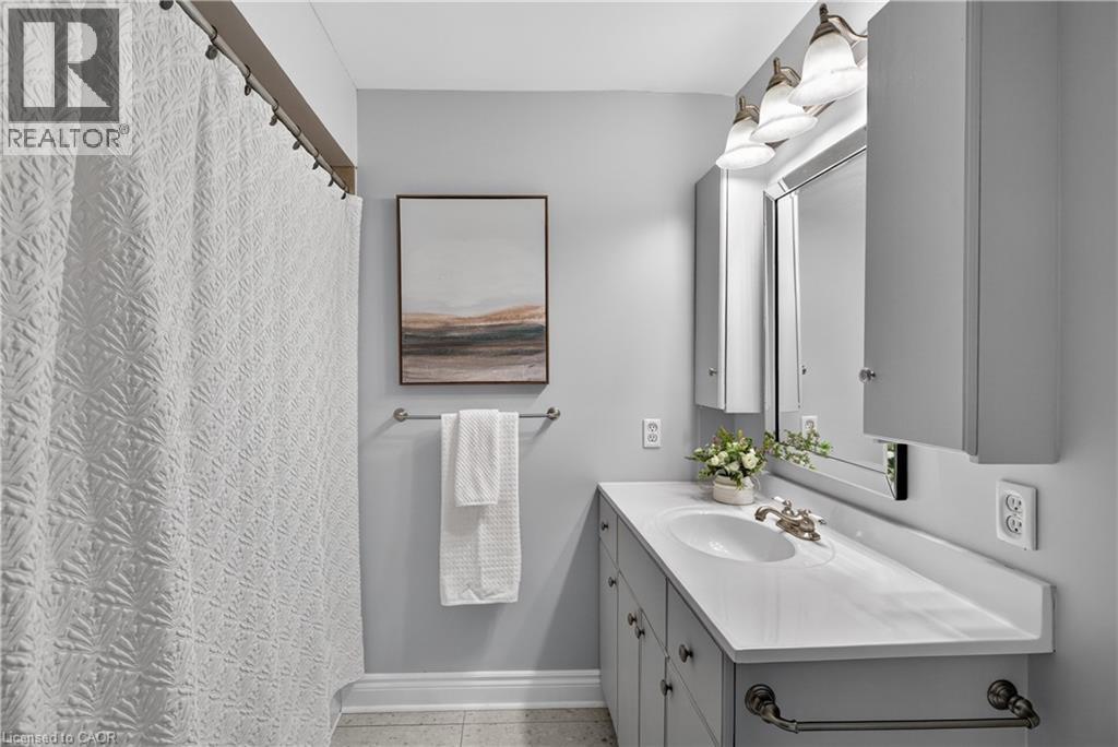 2348 Greenbank Trail, Burlington, Ontario  L7P 3S8 - Photo 13 - 40819165