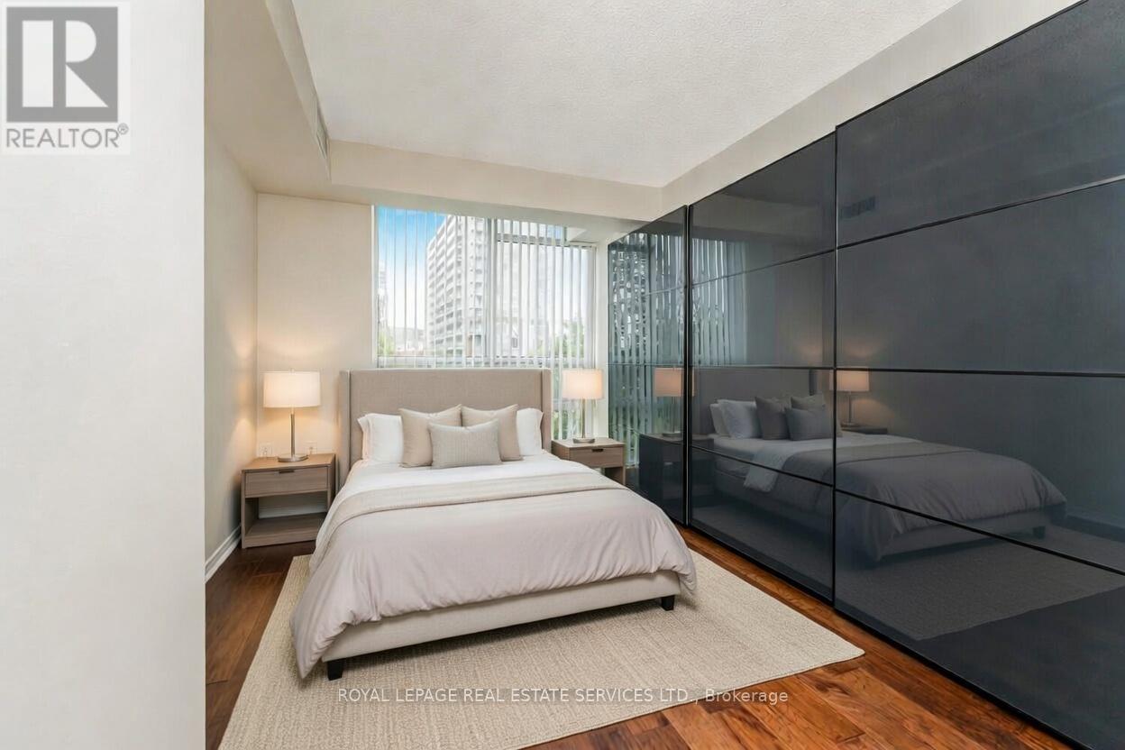 311 - 17 Michael Power Place, Toronto, Ontario  M9A 5G5 - Photo 6 - W12994478