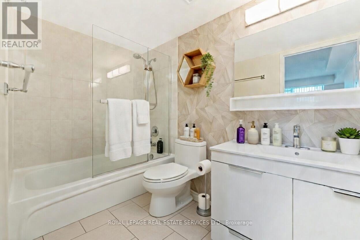 311 - 17 Michael Power Place, Toronto, Ontario  M9A 5G5 - Photo 7 - W12994478