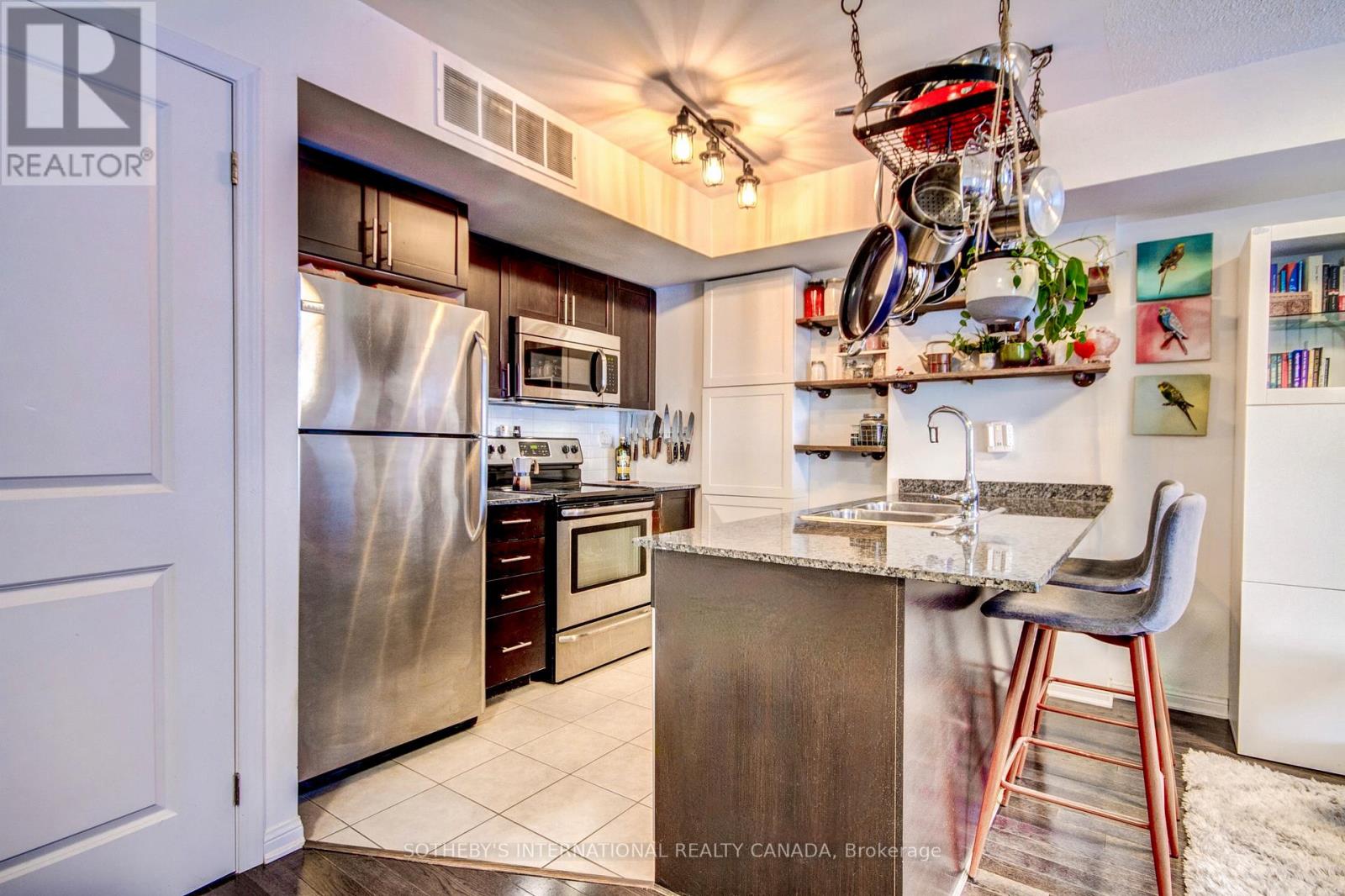 219 - 7 Foundry Avenue, Toronto, Ontario  M6H 0B7 - Photo 5 - W12994486