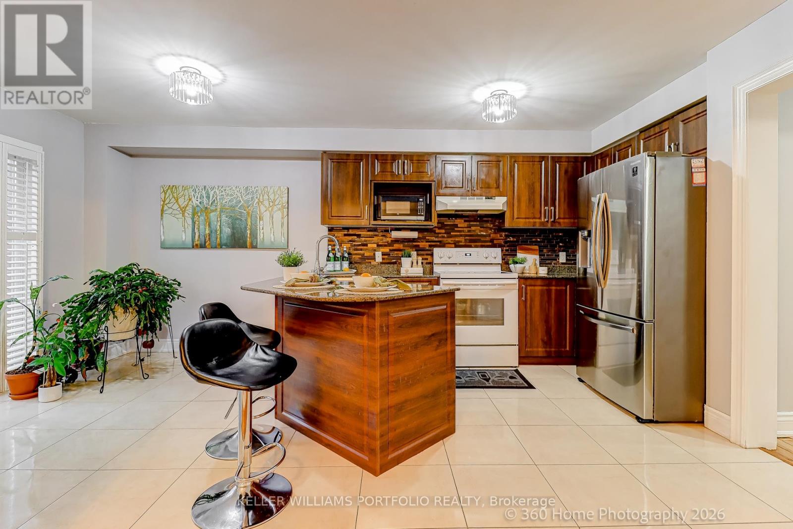 45 Olympia Crescent, Brampton, Ontario  L6X 4W2 - Photo 6 - W12994494