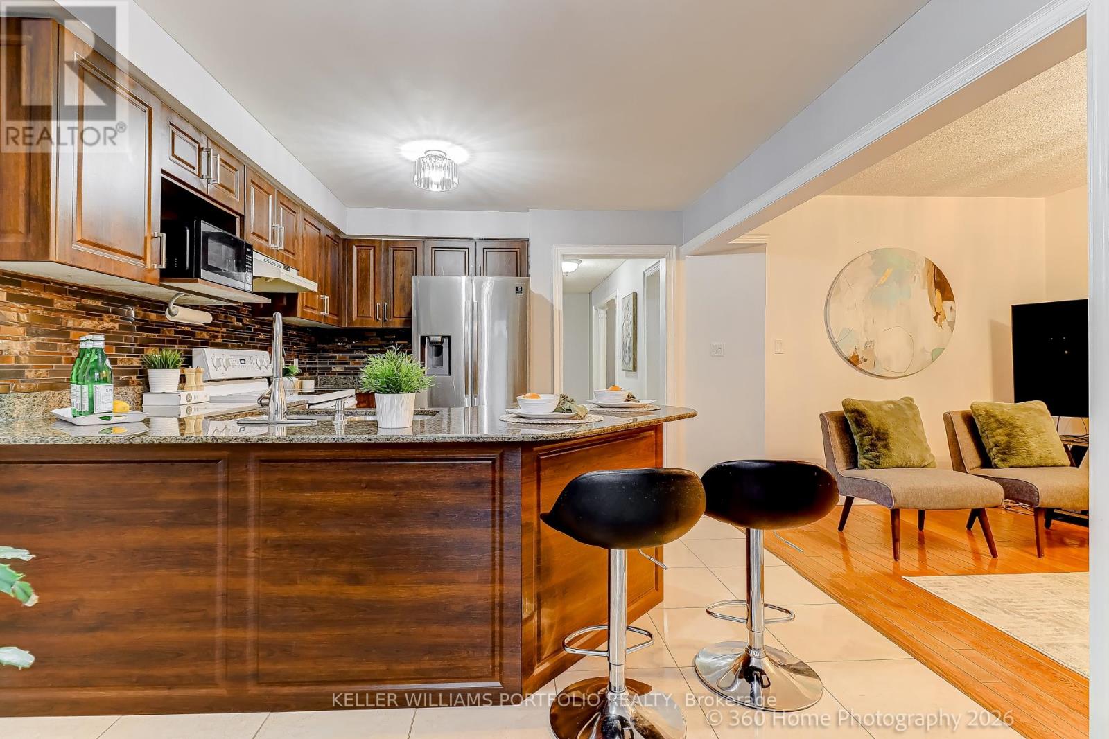 45 Olympia Crescent, Brampton, Ontario  L6X 4W2 - Photo 8 - W12994494