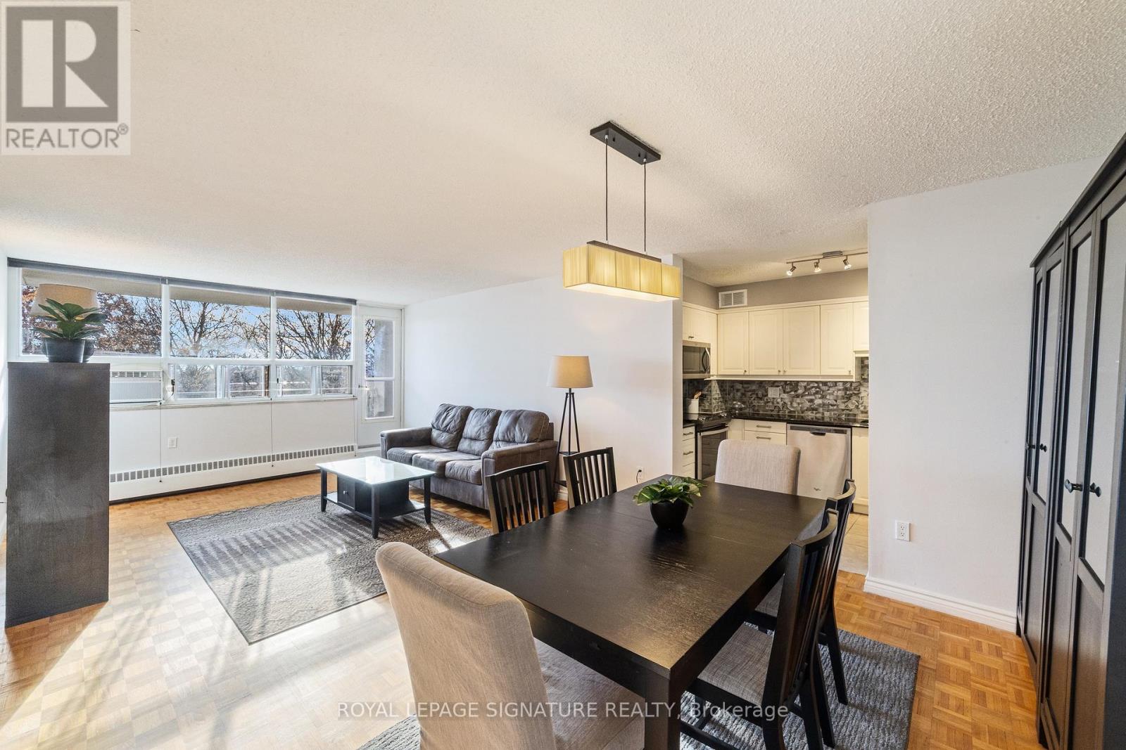 503 - 212 Kerr Street, Oakville, Ontario  L6K 3B1 - Photo 11 - W12994536