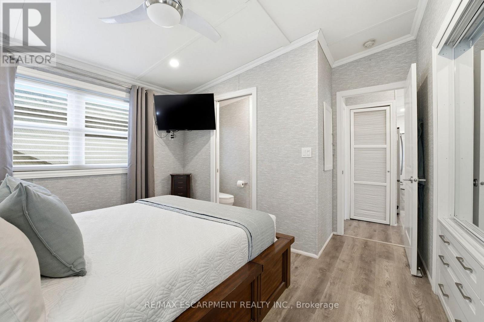 30 Ash Street - 4449 Milburough Line, Burlington, Ontario  L7P 0C5 - Photo 16 - W12994554