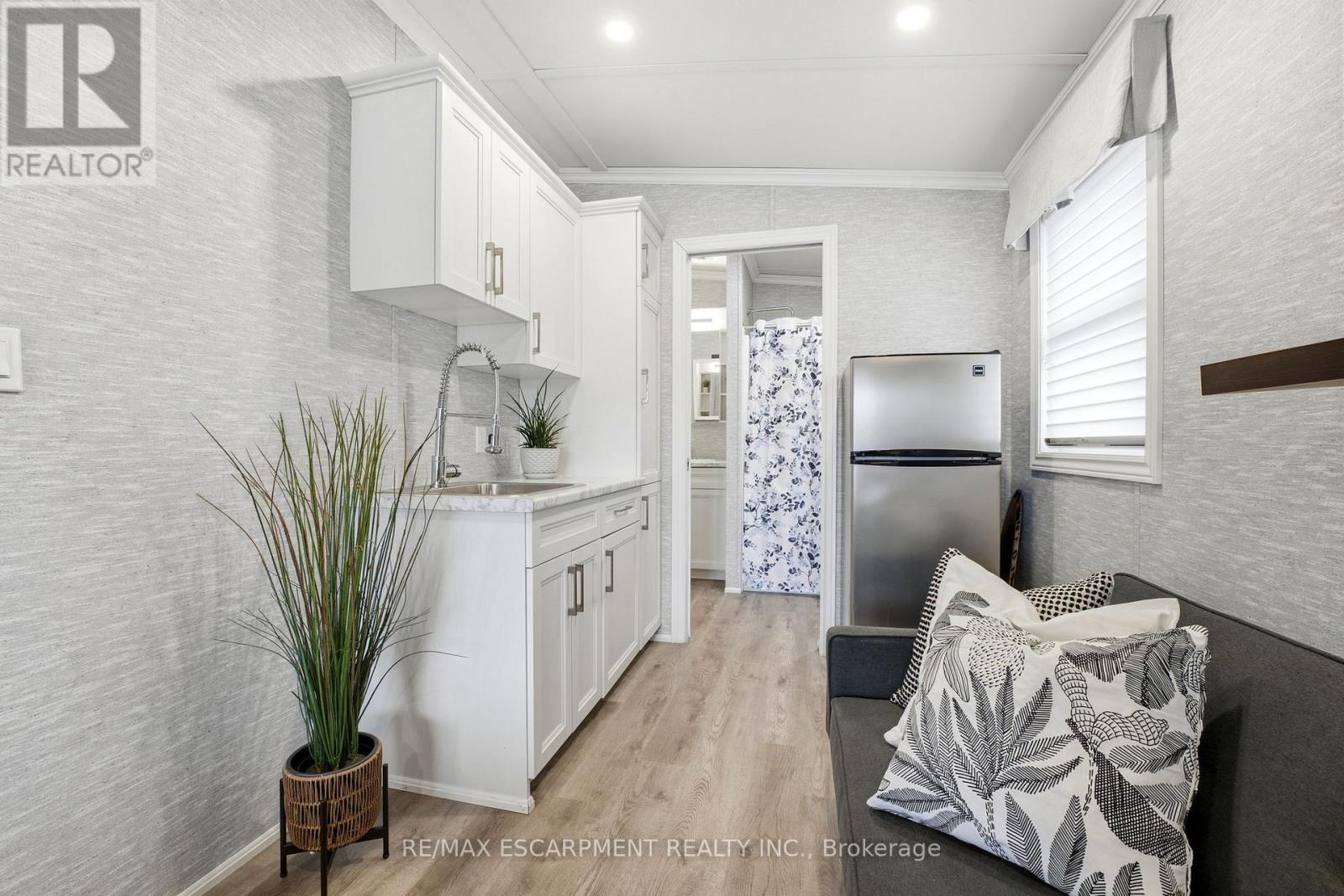 30 Ash Street - 4449 Milburough Line, Burlington, Ontario  L7P 0C5 - Photo 21 - W12994554