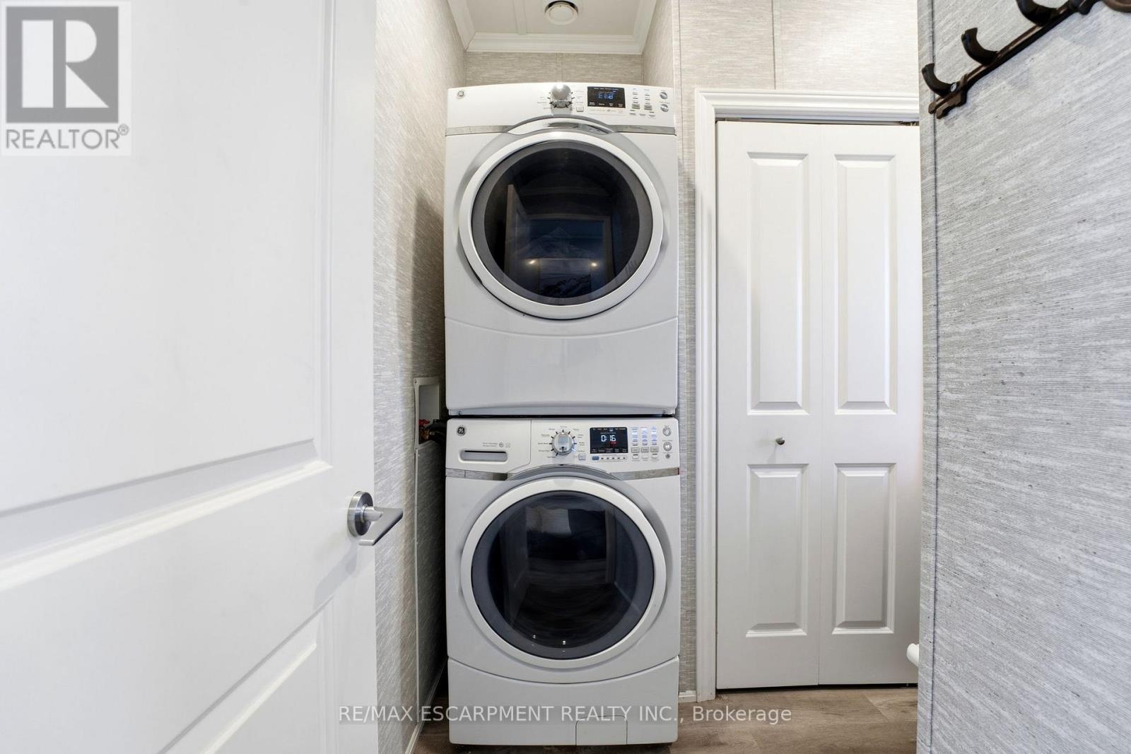 30 Ash Street - 4449 Milburough Line, Burlington, Ontario  L7P 0C5 - Photo 23 - W12994554