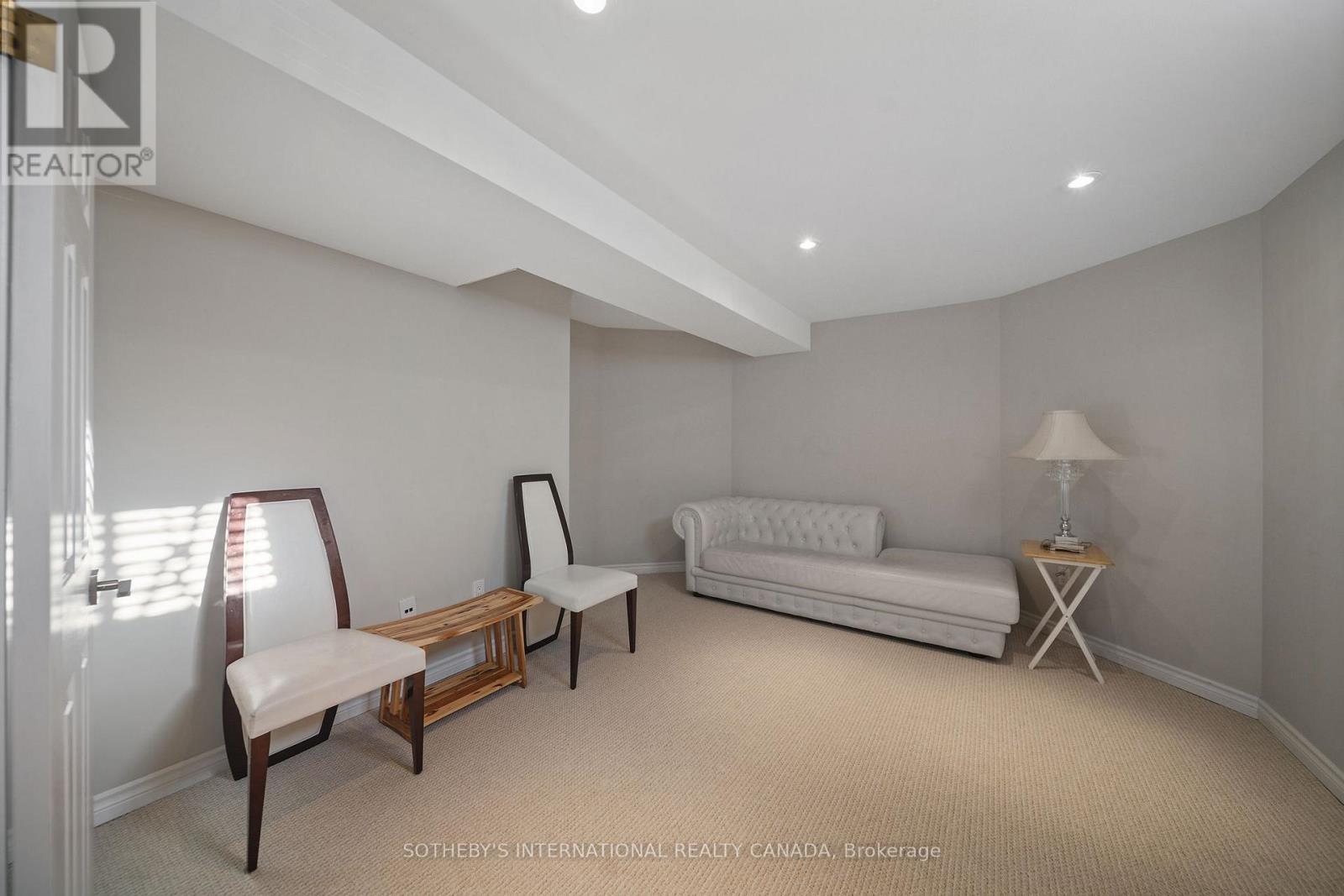 1939 Calgary Court, Mississauga, Ontario  L5H 4J1 - Photo 43 - W12994600