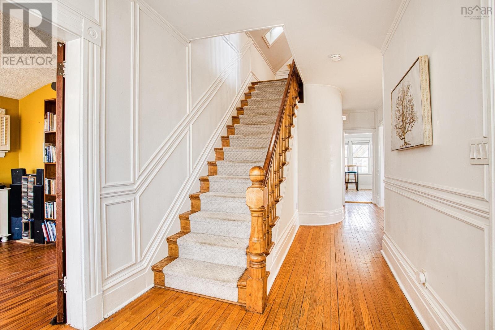 53 Rutledge Street, Bedford, Nova Scotia  B4A 1X2 - Photo 6 - 202607288