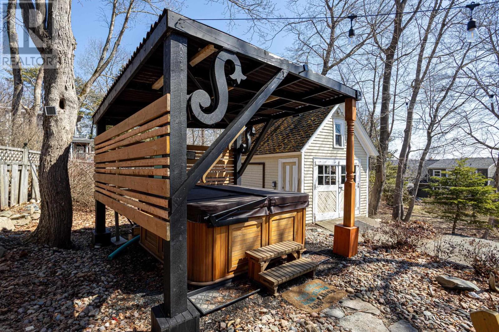 53 Rutledge Street, Bedford, Nova Scotia  B4A 1X2 - Photo 5 - 202607288