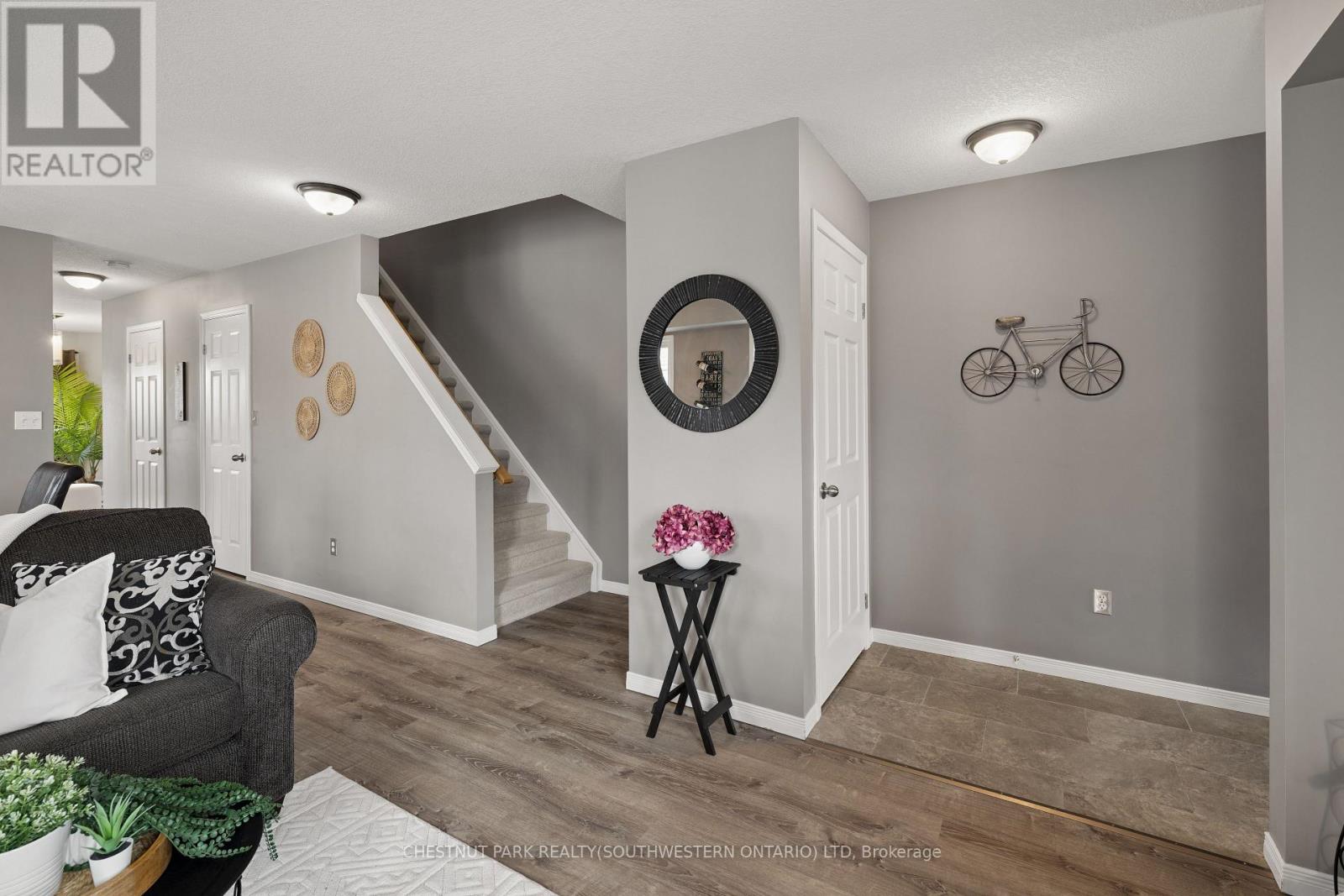 1b - 240 Westmeadow Drive, Kitchener, Ontario  N2N 0A1 - Photo 5 - X12994580