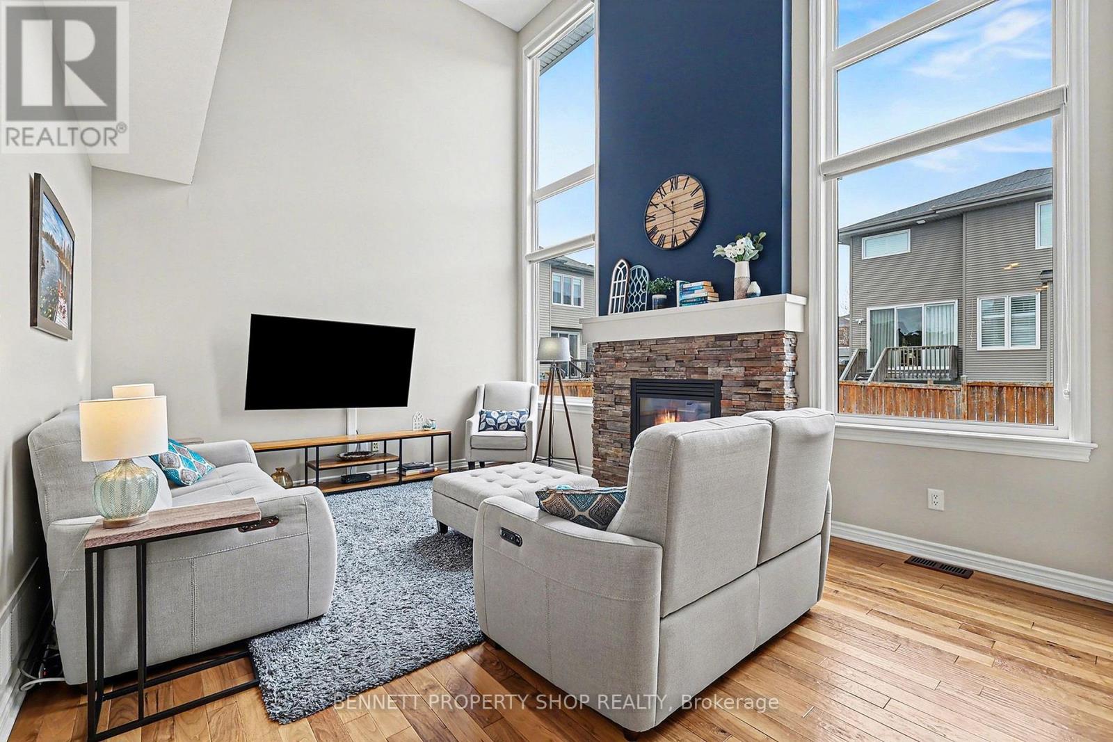 146 Tapadero Avenue, Ottawa, Ontario K2V 0A7 - Photo 3 - X12973498