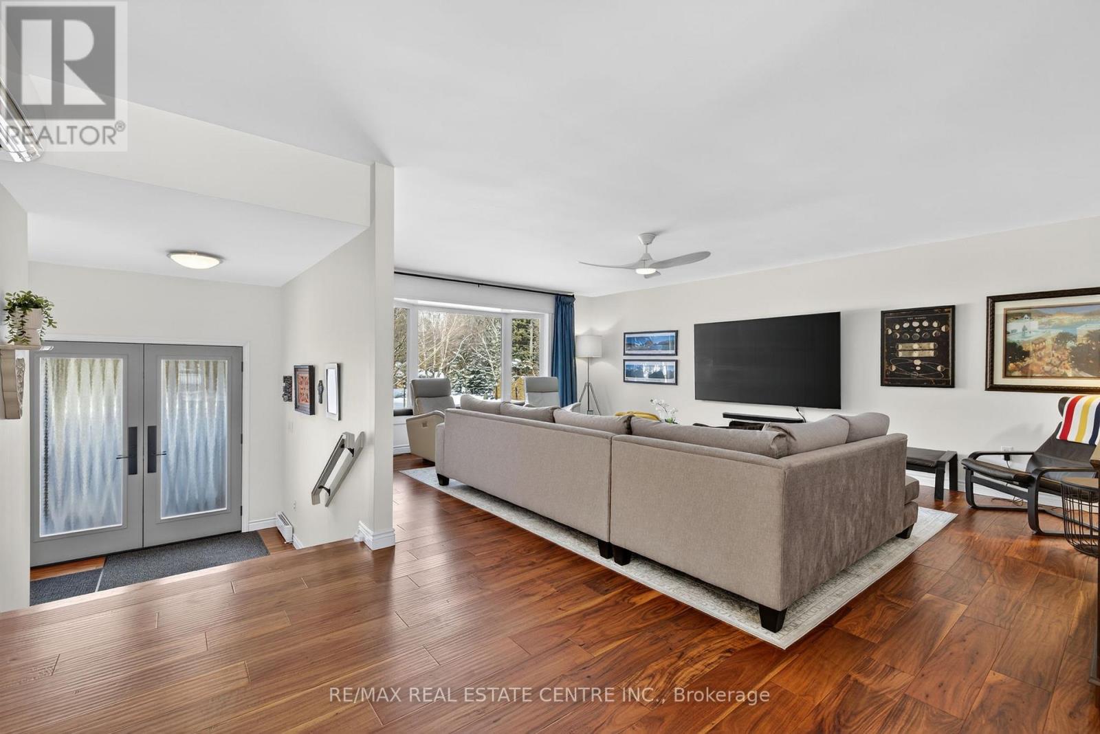 28 Starrview Crescent, Orangeville, Ontario  L9W 3B1 - Photo 7 - W12940182