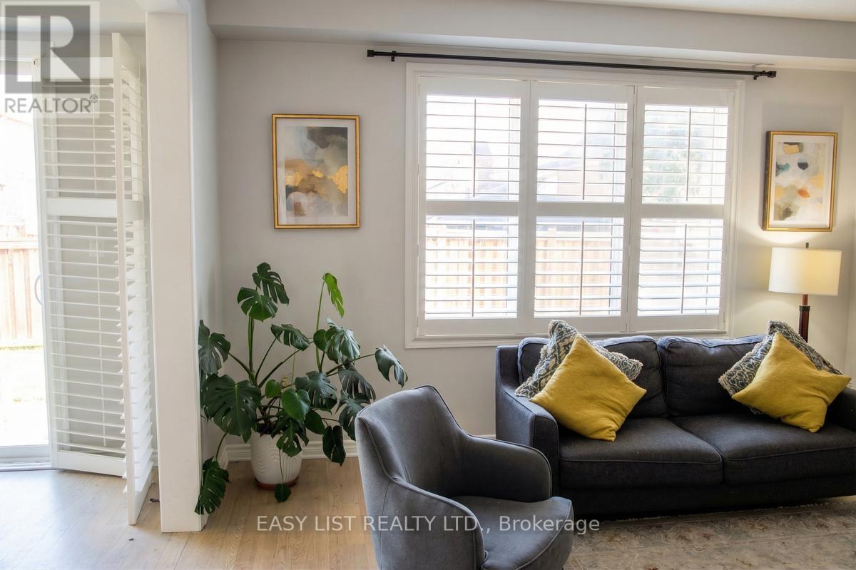 868 Paupst Place, Milton, Ontario  L9T 8S4 - Photo 8 - W12958732