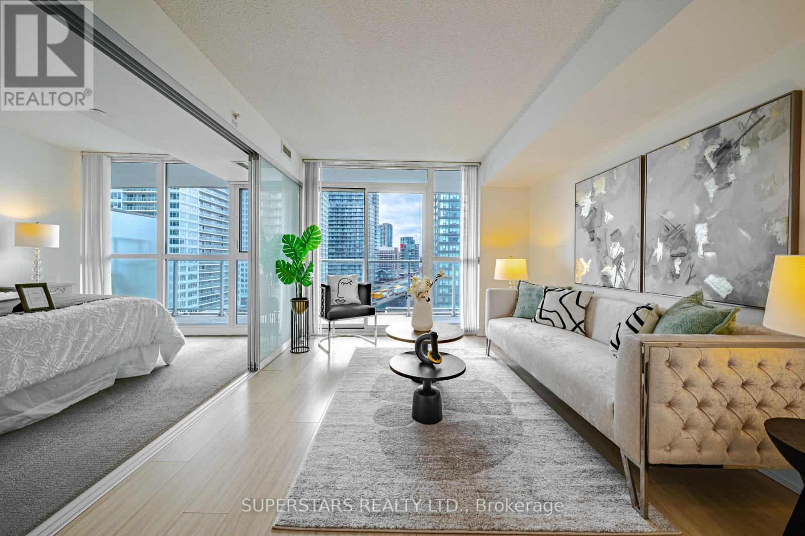 1211 - 75 Queens Wharf Road, Toronto, Ontario  M5V 0J8 - Photo 3 - C12994074