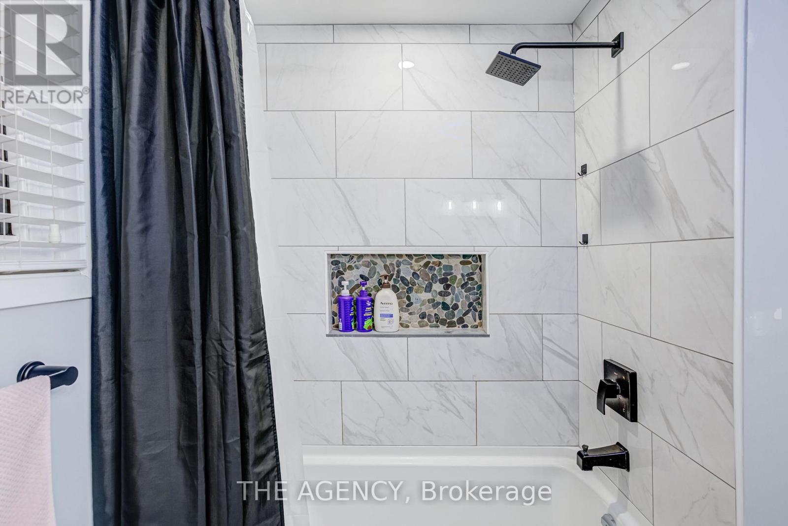 513 Alder Court, Pickering, Ontario  L1V 4T2 - Photo 22 - E12960866