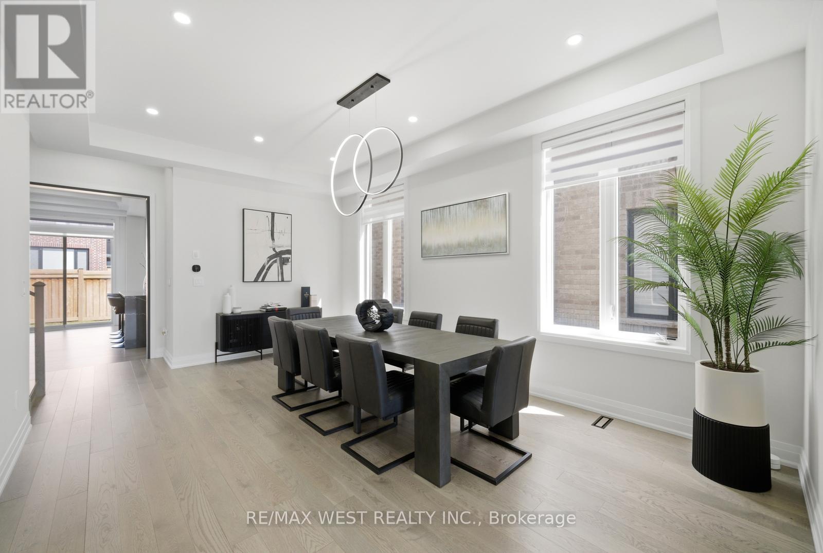 99 Coldwell Bay Circle, Vaughan, Ontario  L4H 5E9 - Photo 6 - N12994604